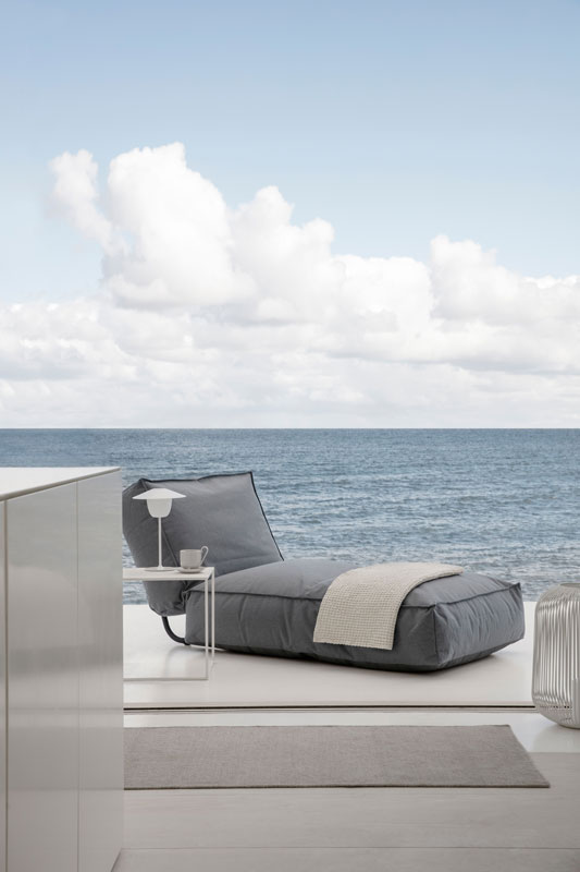 Outdoor Liege Stay Cloud Grau L Von Blomus Erkmann