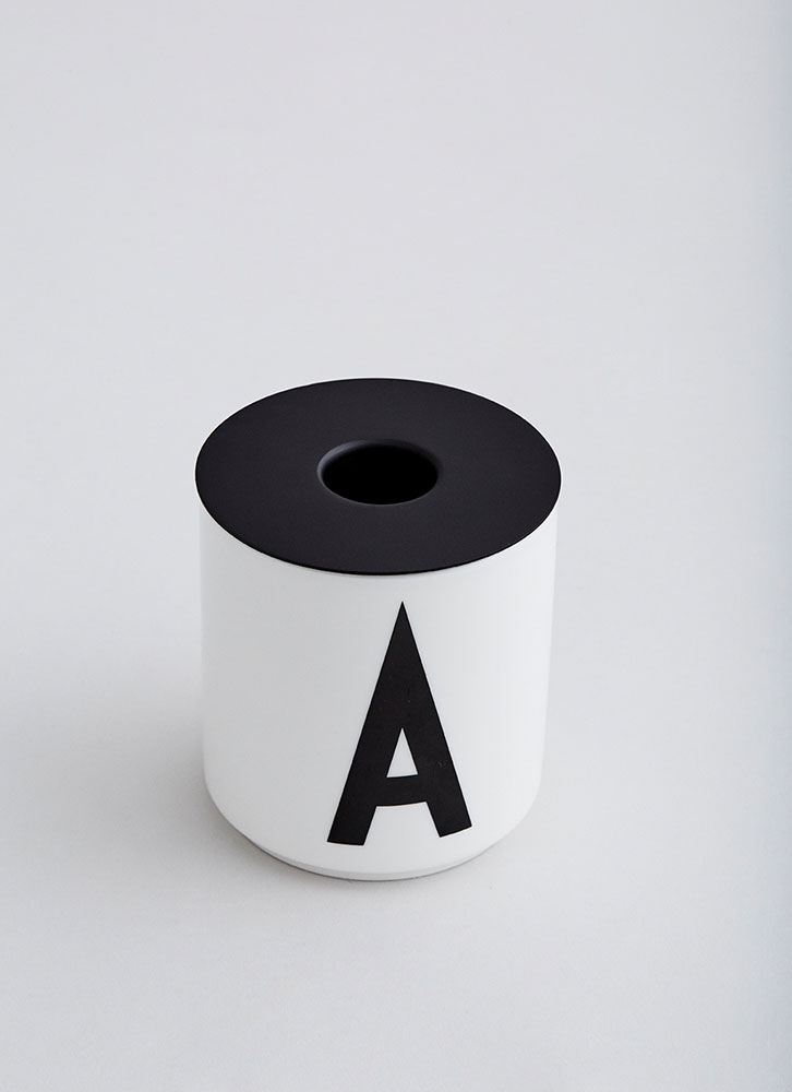 Design Letters Kerzenhalter für die Design Letters Tasse Schwarz