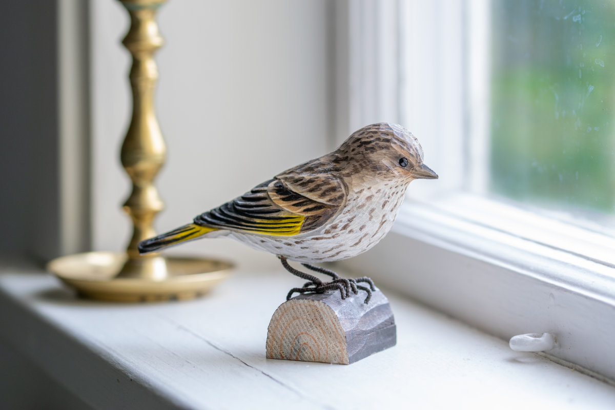 Demdaco Wildnis Hängeornament - Schutzengel Bär Aus Harz 3,8cm